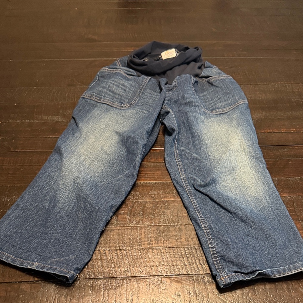 Blue Denim women maternity capri size small Liz Lange